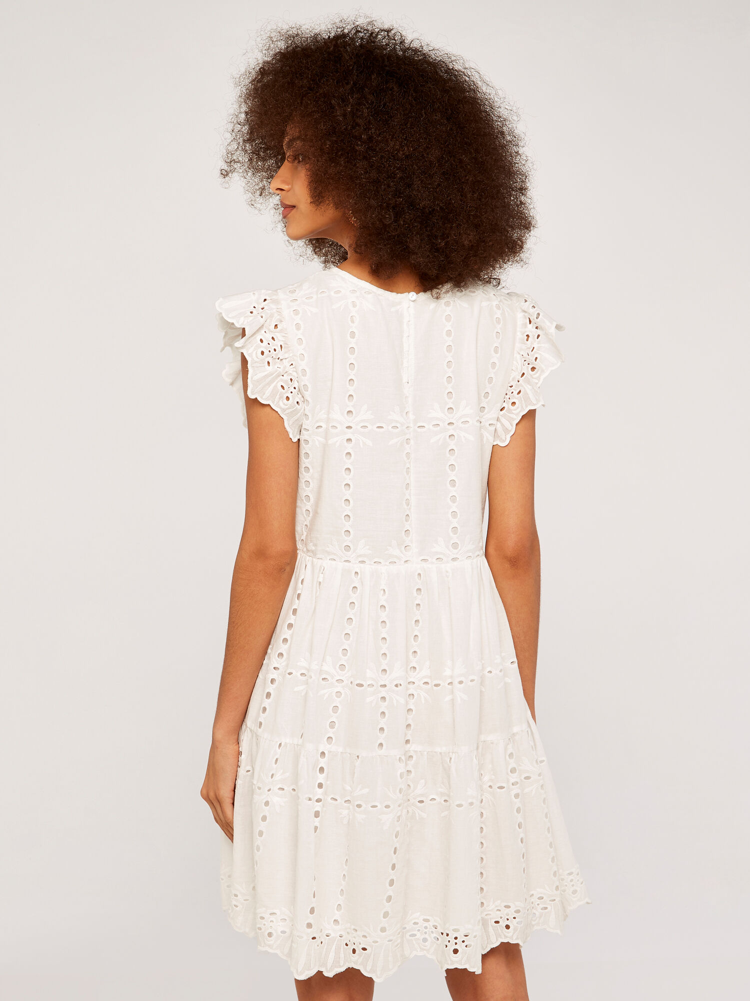 broderie anglaise dress white